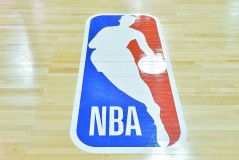 NBA雄鹿队字母哥加盟热火 7换2交易震惊联盟